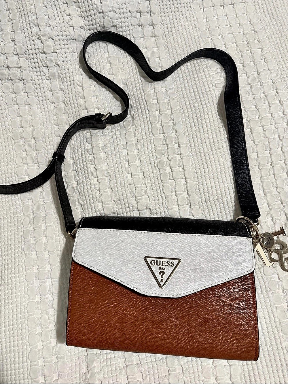 Guess Two-Tone Crossbody Bag in Brown & White